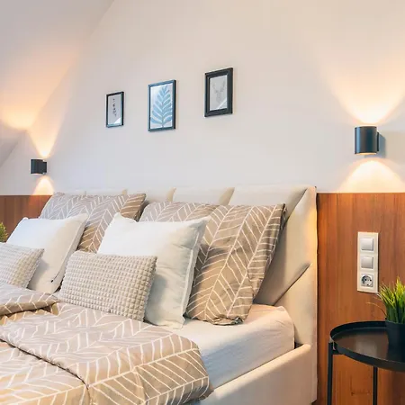 Πανσιόν Feel Good House 4*